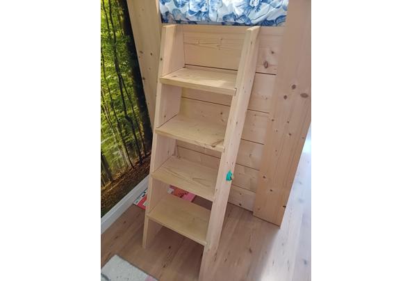 Zelf gemaakt bed - 20251102_140952