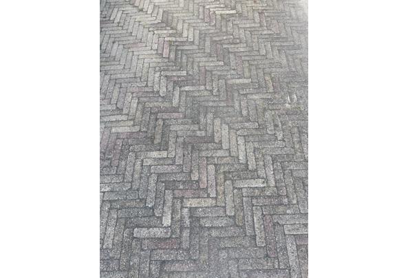 Gratis 35m2 oprit bestrating - IMG_2850