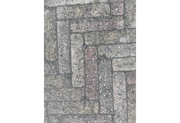 Gratis 35m2 oprit bestrating - IMG_2851