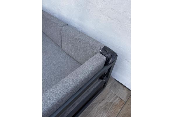 Loungebank 200x215 - IMG_6140