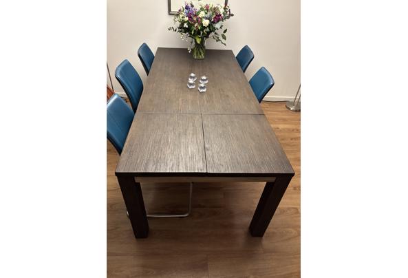 Donkerbruine eettafel – 6p - stevig en sfeervol - IMG_2672