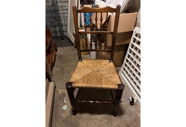 4 houten eetkamer stoelen - uitstekende staat - WhatsApp-Image-2026-04-09-at-15-10-33