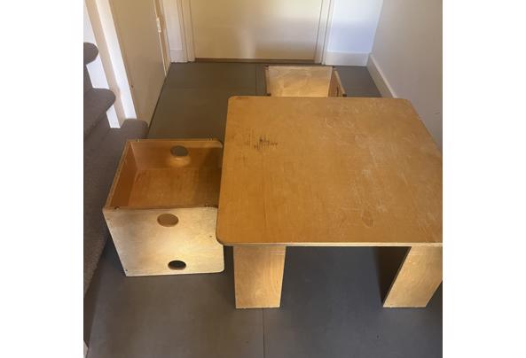 Tafel en twee stoeltjes voor peuters en kleuters - IMG_8455