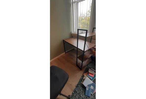 Handig houten bureau  - 20250826_140846