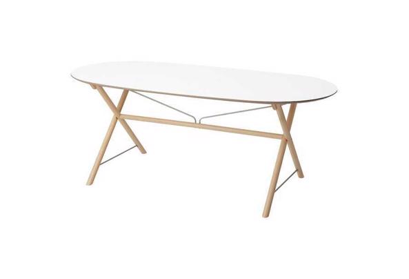 Ovalen IKEA tafel "Dalshult"  - f3bb78746eb1d4110161b7c76be5c231