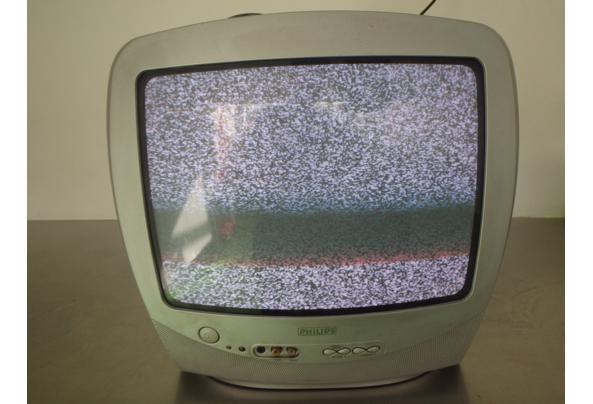 oude Philips tv, geeft nog beeld - P2250045.JPG