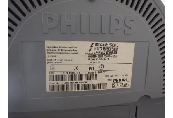 oude Philips tv, geeft nog beeld - P2250047.JPG