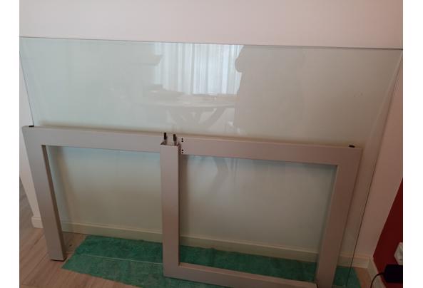 Eetkamer tafel met glazen blad - 1756758883232
