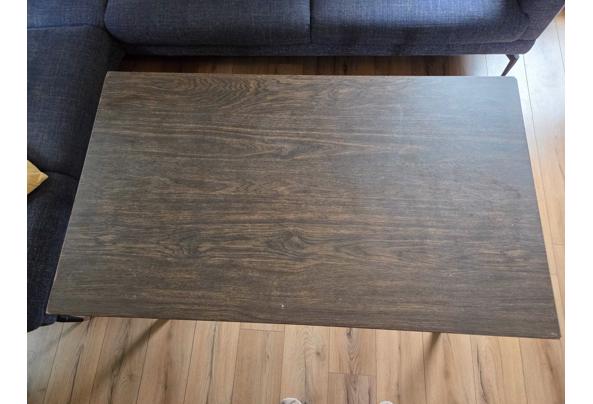 Stevige (werk/hobby/eet)tafel met oppervlakkige beschadigingen - WhatsApp-Image-2026-09-11-at-13-06-395