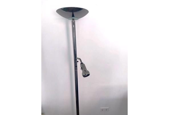 staande (vloer)lamp - Afbeelding-van-WhatsApp-op-2025-05-03-om-10-41-50_9bd1aa53