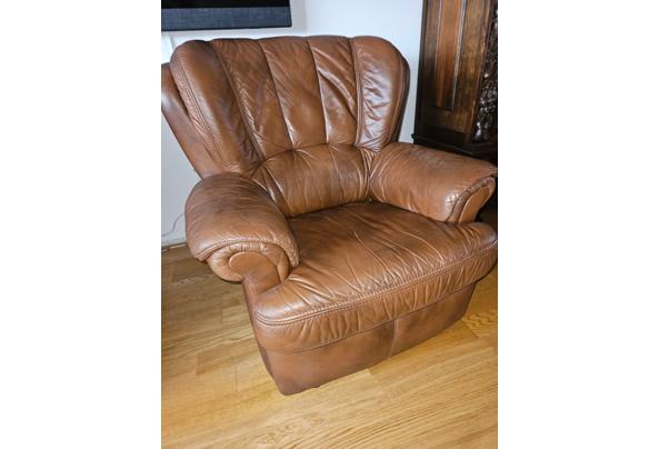 Warmbruin lederen fauteuil - 20251010_145232