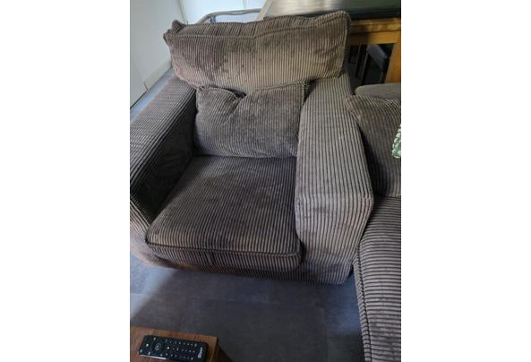 Grote fauteuil ribstof - 20260812_085439