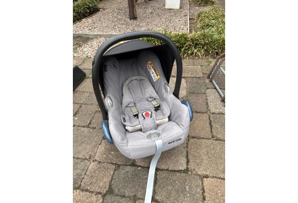 Maxi-Cosi babystoeltje - image
