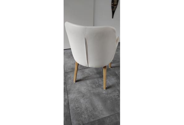 6 handgemaakte leren witte eettafel stoelen - IMG_20230726_180048