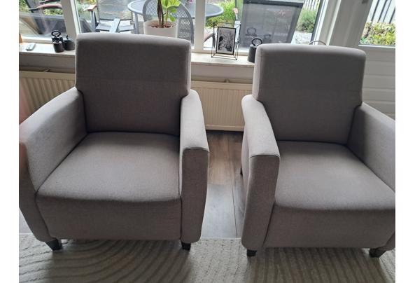 Twee fauteuils  - 17526556715201073271381803753238
