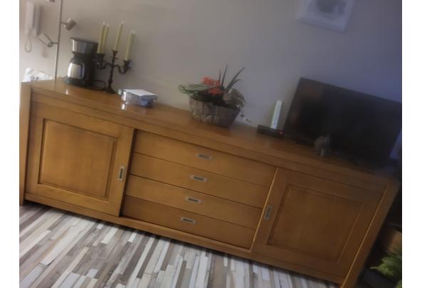 Vitrinekast en dressoir - 20260725_215754