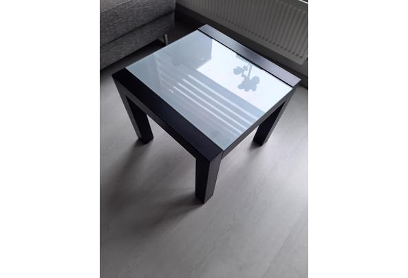 salon tafel met 2 bij tafeltjes - 20260505_135628