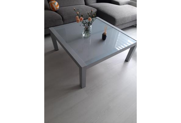 salon tafel met 2 bij tafeltjes - 20260505_135805