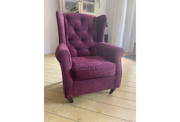 Rode stoffen fauteuil - 20250618_135405221_iOS