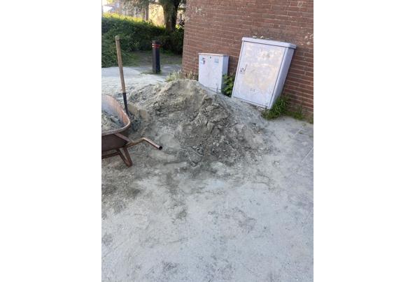 Zand over graag zsm ophalen  - FFF37061-9972-41AE-8ED2-F722BBFD8A60