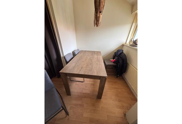 Eettafel +stoelen  - IMG-20250519-WA0000