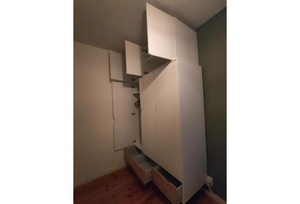 Ruime kledingkast met hangruimte, planken en lades - IMG20251027100520