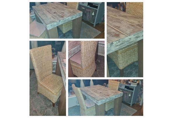 Op maat gemaakte eettafel van steigerhout. - tafel