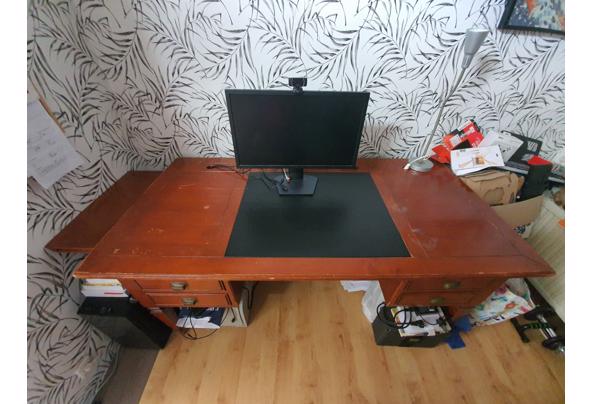 Houten bureau 170 - 230 cm - 2026-05-07-12-46-49-887_1 Houten bureau 170 - 230 cm - 2026-05-07-12-46-49-887_1