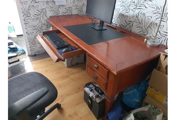 Houten bureau 170 - 230 cm - 2026-05-07-12-47-18-013 Houten bureau 170 - 230 cm - 2026-05-07-12-47-18-013
