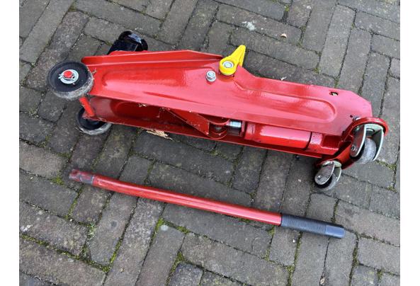 Garagekrik, moet bijgevuld - IMG_0041