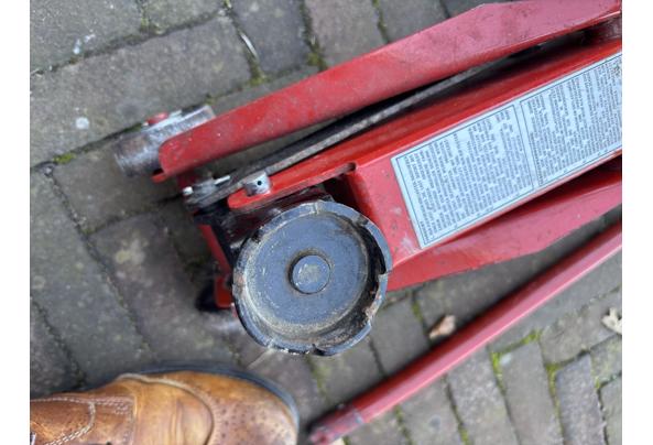 Garagekrik, moet bijgevuld - IMG_0042