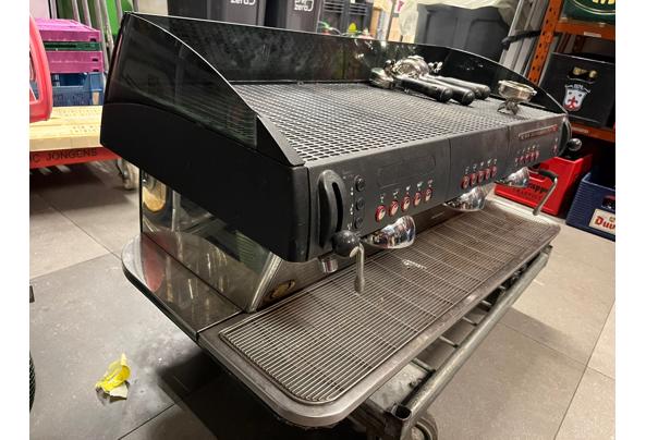 Faema: Professionele, automatische of semiautomatische espressomachine - Koffie-3