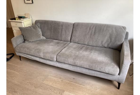 Bank Sofa Company - 16142966-2DE1-491D-9E11-8FF3A3DD4E45