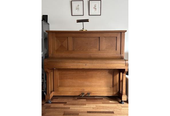 Piano merk Neufeld, jaren 30, met oefenpeda - IMG_9400