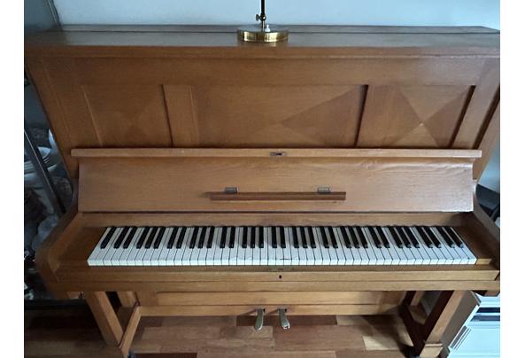 Piano merk Neufeld, jaren 30, met oefenpeda - IMG_9402