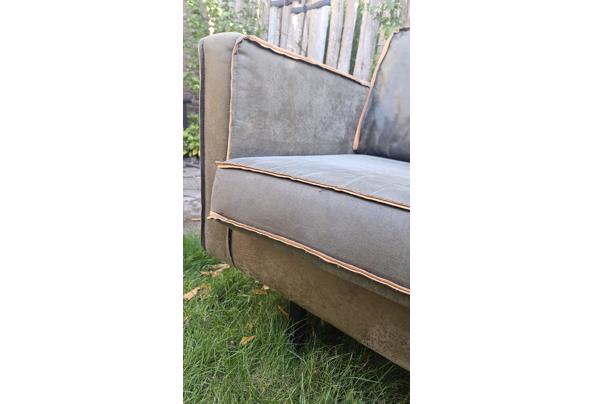 Stoere legergroene 3 zits bank - 20250907_170650