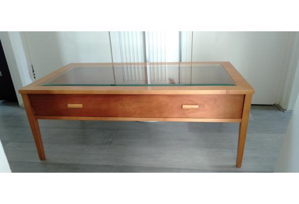 Mooie houten salontafel met glasplaat - IMG20220411145652