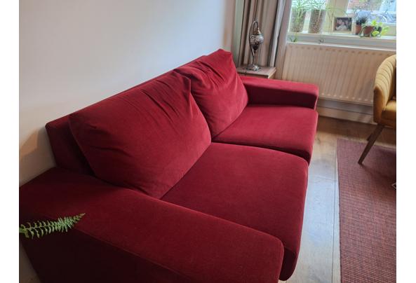 Tweezitsbankje rood - 20260608_192111
