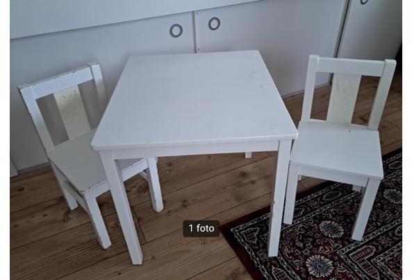 Ikea kindertafel met twee stoeltjes - Screenshot_20241229_141443_Chrome~2