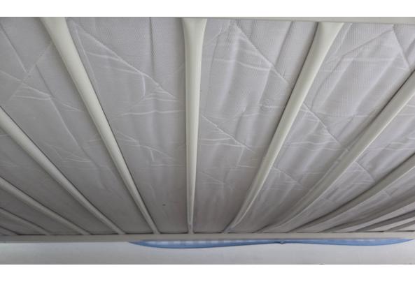 1 persoons bed inclusief matras en klamboe - 20260705_104025