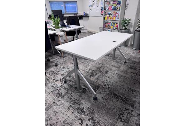 Verstelbaar (werk) bureau 160x80 cm - WhatsApp-Image-2026-09-14-at-14-44-47-(1)
