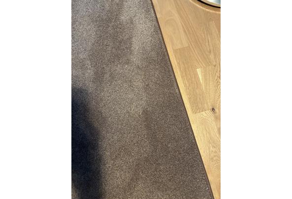 Vloekleed donkerbruin 240 x 300 cm - dichtbij