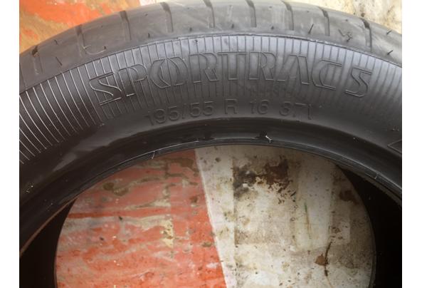 Autobanden 195/55 R16  vredestein sportracks - IMG_9382