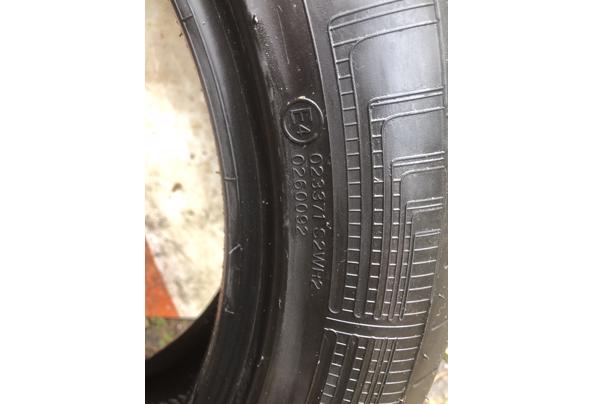 Autobanden 195/55 R16  vredestein sportracks - IMG_9383