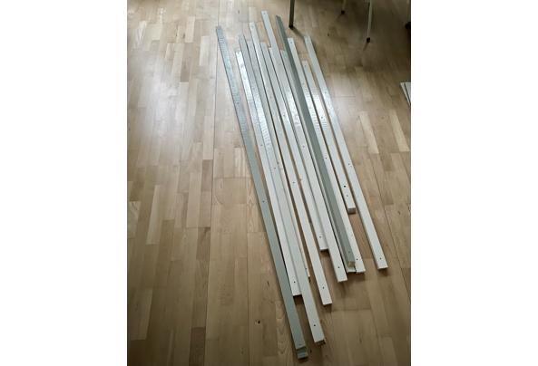 Houten balkjes - diverse lengtes - GRATIS af te halen - IMG_6545 Houten balkjes - diverse lengtes - GRATIS af te halen - IMG_6545