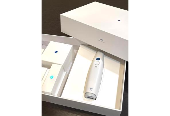 Medit i700 Wireless Intraoral 3D Dental Scanner - Medit-i700-unboxed