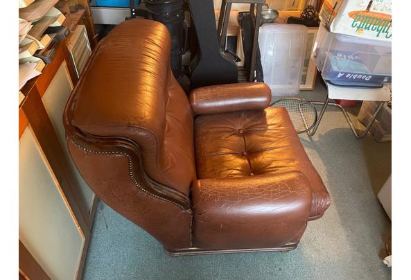 Bruin leren fauteuil / stoel - WhatsApp-Image-2025-01-15-at-12-23-33_c36cd200