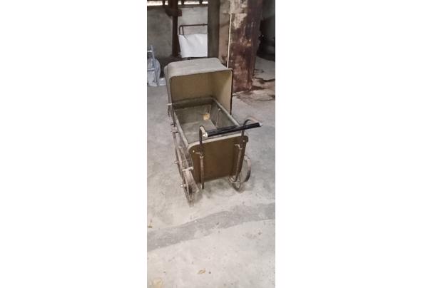 Gratis oude kinderwagen  - IMG20260207123848