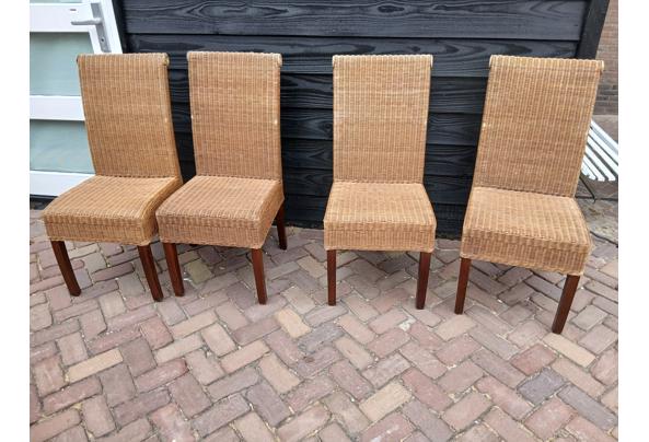 4 gratis Rotan keuken stoelen - 20260723_141621