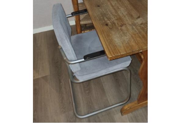 Grijze stoelen - stoel